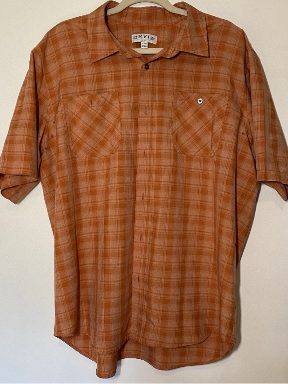 ORVIS Men’s XL Button Down Collared Short Sleeve Orange Checkered Casual Shirt